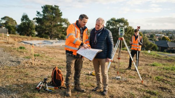 Pourquoi consulter un géomètre dans le Vaucluse ?
